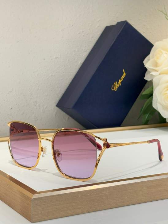 Picture of Chopard Sunglasses _SKUfw70713935fw
